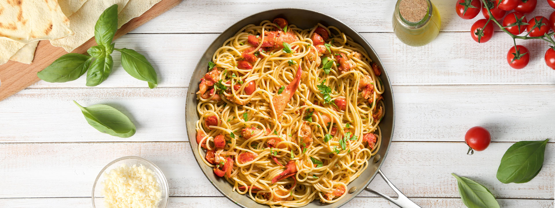piatto di spaghetti alla granseola vista dall'alto